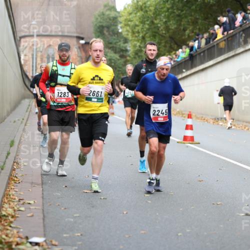05.10.2025 - 20. swb-Marathon Bremen Michael Strokosch http://msf.ph/oto/9220282 05.10.2025 12:47:52 Laufen 1283, 2661, 4947, 2245 meine-sportfotos.de