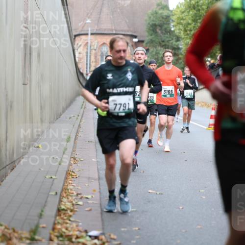 05.10.2025 - 20. swb-Marathon Bremen Michael Strokosch http://msf.ph/oto/9220293 05.10.2025 12:47:55 Laufen 82, 3169, 7568, 230, 7791, 1283 meine-sportfotos.de