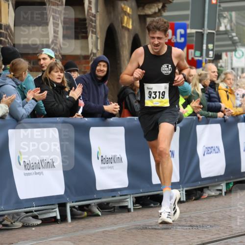 05.10.2025 - 20. swb-Marathon Bremen Strokosch-Dieckow http://msf.ph/oto/9220300 05.10.2025 10:34:38 Ziel 9319 meine-sportfotos.de