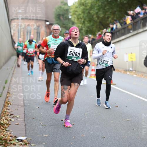 05.10.2025 - 20. swb-Marathon Bremen Michael Strokosch http://msf.ph/oto/9220369 05.10.2025 12:48:22 Laufen 5080, 4202, 776 meine-sportfotos.de