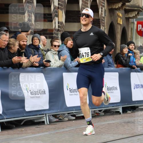 05.10.2025 - 20. swb-Marathon Bremen Strokosch-Dieckow http://msf.ph/oto/9220382 05.10.2025 10:35:09 Ziel 10476, 11443 meine-sportfotos.de