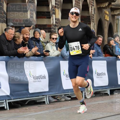 05.10.2025 - 20. swb-Marathon Bremen Strokosch-Dieckow http://msf.ph/oto/9220384 05.10.2025 10:35:09 Ziel 10476, 11443 meine-sportfotos.de