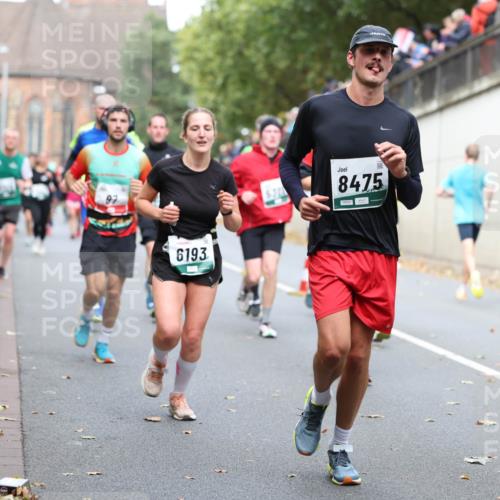 05.10.2025 - 20. swb-Marathon Bremen Michael Strokosch http://msf.ph/oto/9220386 05.10.2025 12:48:26 Laufen 6193, 8475 meine-sportfotos.de