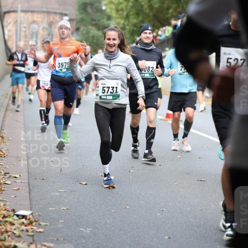 05.10.2025 - 20. swb-Marathon Bremen Michael Strokosch http://msf.ph/oto/9220430 05.10.2025 12:48:39 Laufen 2084, 3979, 5731, 082, 27, 527, 36 meine-sportfotos.de