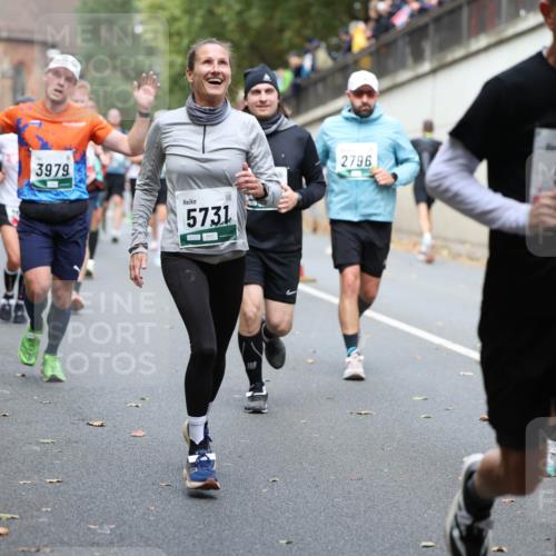 05.10.2025 - 20. swb-Marathon Bremen Michael Strokosch http://msf.ph/oto/9220433 05.10.2025 12:48:39 Laufen 3979, 5731, 2796, 527 meine-sportfotos.de
