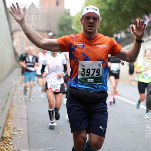 05.10.2025 - 20. swb-Marathon Bremen Michael Strokosch http://msf.ph/oto/9220439 05.10.2025 12:48:41 Laufen 084, 3979 meine-sportfotos.de