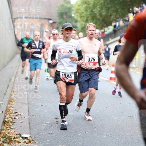 05.10.2025 - 20. swb-Marathon Bremen Michael Strokosch http://msf.ph/oto/9220441 05.10.2025 12:48:41 Laufen 084, 375, 39 meine-sportfotos.de