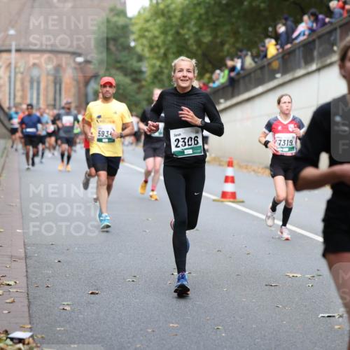 05.10.2025 - 20. swb-Marathon Bremen Michael Strokosch http://msf.ph/oto/9220506 05.10.2025 12:49:01 Laufen 5934, 2306, 7319 meine-sportfotos.de