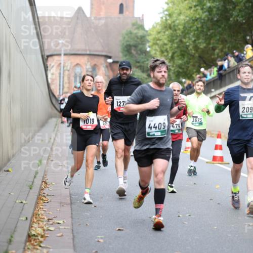 05.10.2025 - 20. swb-Marathon Bremen Michael Strokosch http://msf.ph/oto/9220528 05.10.2025 12:49:12 Laufen 1019, 592, 127, 7355, 2096, 3673, 4409, 474 meine-sportfotos.de