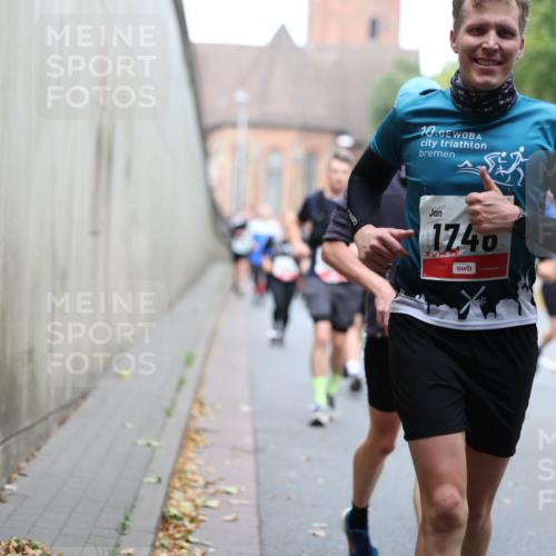 05.10.2025 - 20. swb-Marathon Bremen Michael Strokosch http://msf.ph/oto/9220542 05.10.2025 12:49:18 Laufen 10, 1740 meine-sportfotos.de