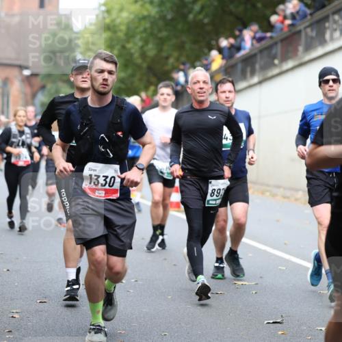 05.10.2025 - 20. swb-Marathon Bremen Michael Strokosch http://msf.ph/oto/9220546 05.10.2025 12:49:21 Laufen 43, 1330, 891, 1080 meine-sportfotos.de
