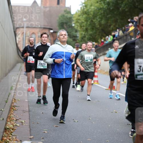 05.10.2025 - 20. swb-Marathon Bremen Michael Strokosch http://msf.ph/oto/9220564 05.10.2025 12:49:28 Laufen 974, 2009, 1620, 7653, 3019 meine-sportfotos.de