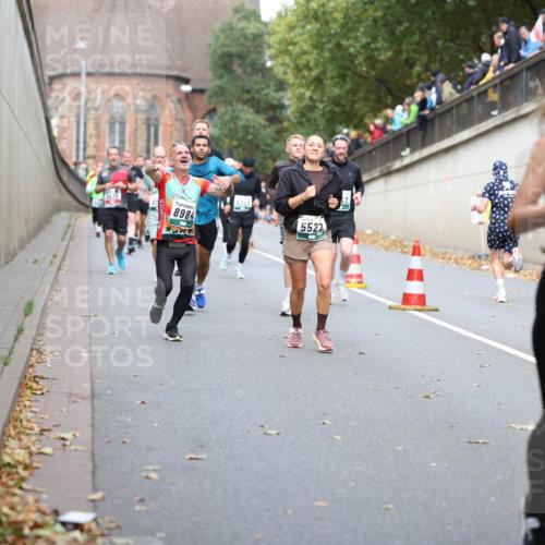 05.10.2025 - 20. swb-Marathon Bremen Michael Strokosch http://msf.ph/oto/9220608 05.10.2025 12:49:47 Laufen 8984, 5522 meine-sportfotos.de