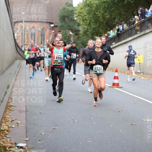05.10.2025 - 20. swb-Marathon Bremen Michael Strokosch http://msf.ph/oto/9220610 05.10.2025 12:49:48 Laufen 14, 8984, 5527 meine-sportfotos.de