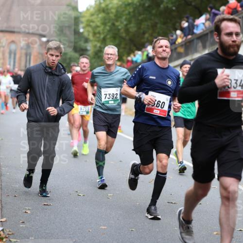 05.10.2025 - 20. swb-Marathon Bremen Michael Strokosch http://msf.ph/oto/9220661 05.10.2025 12:50:06 Laufen 5755, 7392, 360, 334, 1413 meine-sportfotos.de
