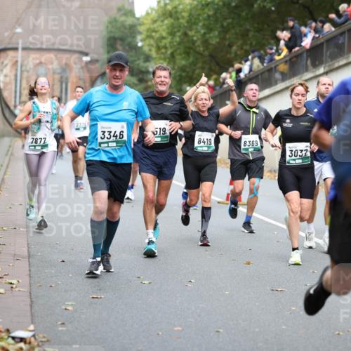 05.10.2025 - 20. swb-Marathon Bremen Michael Strokosch http://msf.ph/oto/9220755 05.10.2025 12:50:39 Laufen 7877, 3346, 5, 19, 8419, 8369, 3037, 8894 meine-sportfotos.de