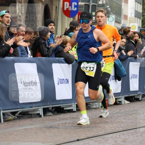 05.10.2025 - 20. swb-Marathon Bremen Strokosch-Dieckow http://msf.ph/oto/9220798 05.10.2025 10:36:48 Ziel 9429, 9833, 10425 meine-sportfotos.de