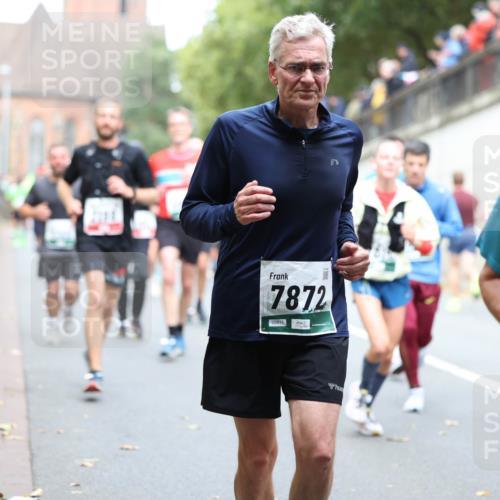 05.10.2025 - 20. swb-Marathon Bremen Michael Strokosch http://msf.ph/oto/9220949 05.10.2025 12:51:45 Laufen 7872, 05917 meine-sportfotos.de