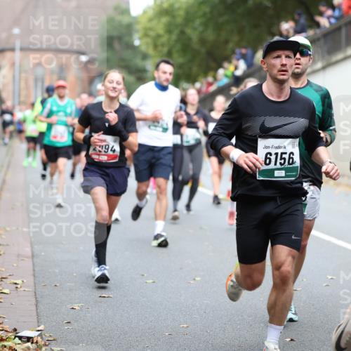 05.10.2025 - 20. swb-Marathon Bremen Michael Strokosch http://msf.ph/oto/9220967 05.10.2025 12:51:51 Laufen 94, 6156, 504 meine-sportfotos.de