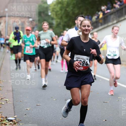 05.10.2025 - 20. swb-Marathon Bremen Michael Strokosch http://msf.ph/oto/9220971 05.10.2025 12:51:52 Laufen 6896, 94, 7486 meine-sportfotos.de
