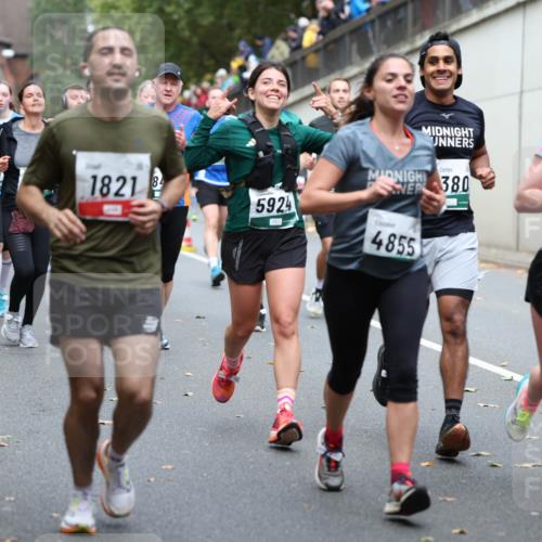 05.10.2025 - 20. swb-Marathon Bremen Michael Strokosch http://msf.ph/oto/9221011 05.10.2025 12:52:04 Laufen 7785, 37, 18218, 380, 5924, 4855, 697 meine-sportfotos.de