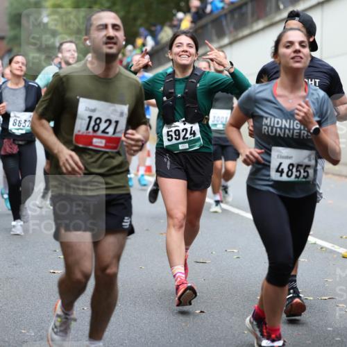 05.10.2025 - 20. swb-Marathon Bremen Michael Strokosch http://msf.ph/oto/9221013 05.10.2025 12:52:04 Laufen 7785, 8632, 1821, 5924, 300, 4855, 6 meine-sportfotos.de