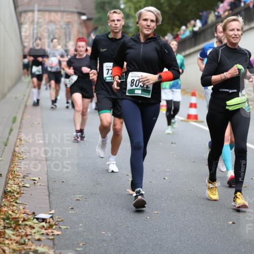 05.10.2025 - 20. swb-Marathon Bremen Michael Strokosch http://msf.ph/oto/9221057 05.10.2025 12:52:16 Laufen 803 meine-sportfotos.de