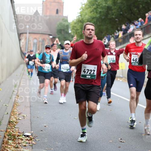 05.10.2025 - 20. swb-Marathon Bremen Michael Strokosch http://msf.ph/oto/9221186 05.10.2025 12:53:03 Laufen 6386, 4727, 169, 467, 4774 meine-sportfotos.de