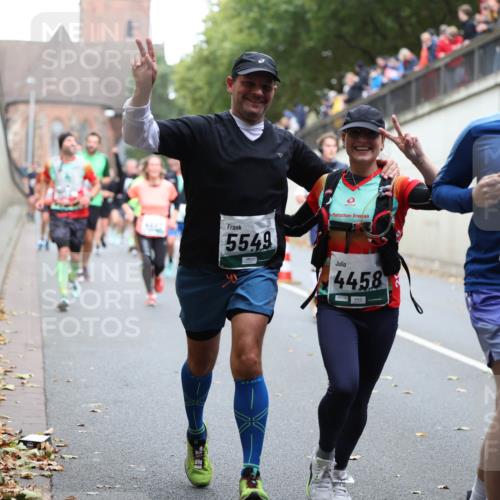 05.10.2025 - 20. swb-Marathon Bremen Michael Strokosch http://msf.ph/oto/9221211 05.10.2025 12:53:09 Laufen 5549, 4458, 3947 meine-sportfotos.de