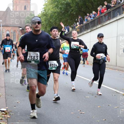 05.10.2025 - 20. swb-Marathon Bremen Michael Strokosch http://msf.ph/oto/9221249 05.10.2025 12:53:21 Laufen 186, 4, 69, 3550, 7893, 2383, 8374 meine-sportfotos.de