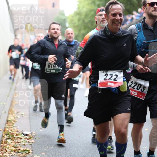 05.10.2025 - 20. swb-Marathon Bremen Michael Strokosch http://msf.ph/oto/9221310 05.10.2025 12:53:41 Laufen 819, 222, 2203 meine-sportfotos.de