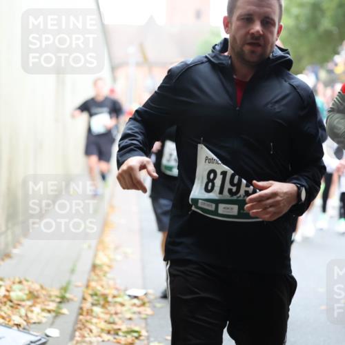 05.10.2025 - 20. swb-Marathon Bremen Michael Strokosch http://msf.ph/oto/9221312 05.10.2025 12:53:42 Laufen 20, 819, 5, 08365 meine-sportfotos.de
