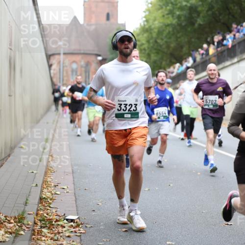 05.10.2025 - 20. swb-Marathon Bremen Michael Strokosch http://msf.ph/oto/9221352 05.10.2025 12:54:04 Laufen 3323, 8554, 5702, 8229 meine-sportfotos.de