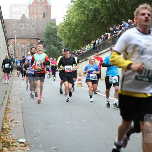 05.10.2025 - 20. swb-Marathon Bremen Michael Strokosch http://msf.ph/oto/9221376 05.10.2025 12:54:14 Laufen 5138, 1570, 1400, 8958, 5548 meine-sportfotos.de