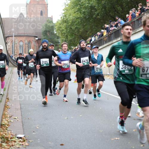 05.10.2025 - 20. swb-Marathon Bremen Michael Strokosch http://msf.ph/oto/9221394 05.10.2025 12:54:22 Laufen 5138, 6290, 2121, 641, 5479, 3643, 360, 6709, 5837 meine-sportfotos.de