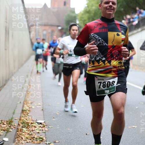 05.10.2025 - 20. swb-Marathon Bremen Michael Strokosch http://msf.ph/oto/9221452 05.10.2025 12:54:48 Laufen 7808, 6706 meine-sportfotos.de