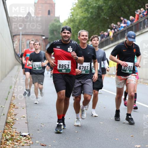 05.10.2025 - 20. swb-Marathon Bremen Michael Strokosch http://msf.ph/oto/9221553 05.10.2025 12:55:32 Laufen 5760, 8953, 6703, 0, 5560, 203, 81 meine-sportfotos.de