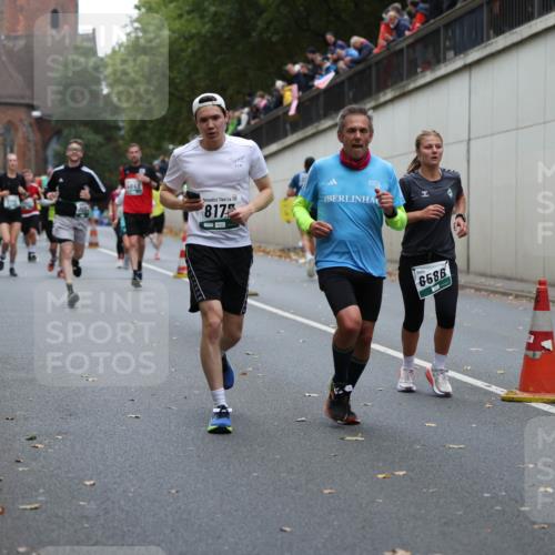 05.10.2025 - 20. swb-Marathon Bremen Michael Strokosch http://msf.ph/oto/9221663 05.10.2025 12:56:09 Laufen 817, 6586 meine-sportfotos.de