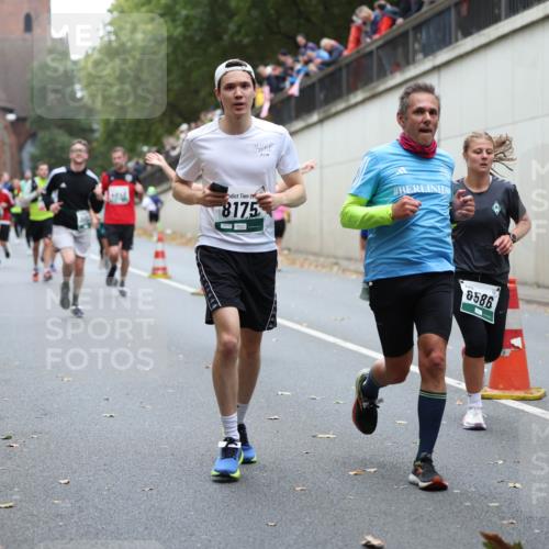 05.10.2025 - 20. swb-Marathon Bremen Michael Strokosch http://msf.ph/oto/9221666 05.10.2025 12:56:10 Laufen 8175, 6586 meine-sportfotos.de