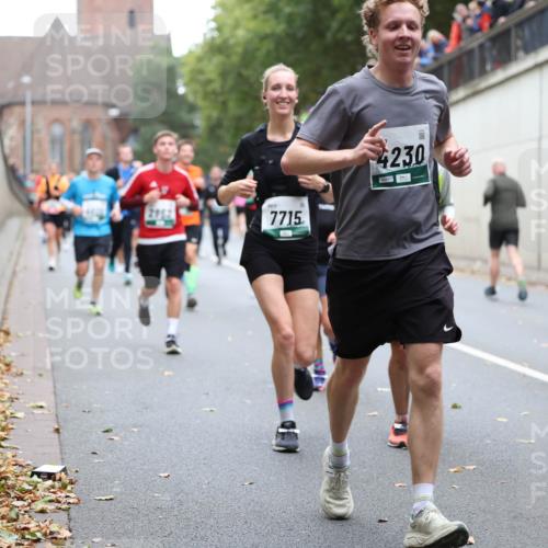 05.10.2025 - 20. swb-Marathon Bremen Michael Strokosch http://msf.ph/oto/9221687 05.10.2025 12:56:16 Laufen 2952, 7715, 4230, 6236 meine-sportfotos.de