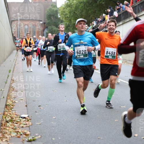 05.10.2025 - 20. swb-Marathon Bremen Michael Strokosch http://msf.ph/oto/9221697 05.10.2025 12:56:19 Laufen 6819, 1793, 7230, 5020, 52, 8498, 99, 2962 meine-sportfotos.de