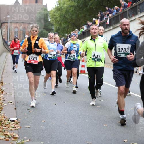 05.10.2025 - 20. swb-Marathon Bremen Michael Strokosch http://msf.ph/oto/9221709 05.10.2025 12:56:23 Laufen 4848, 7238, 4, 5637, 1793, 8185, 3263, 6819 meine-sportfotos.de