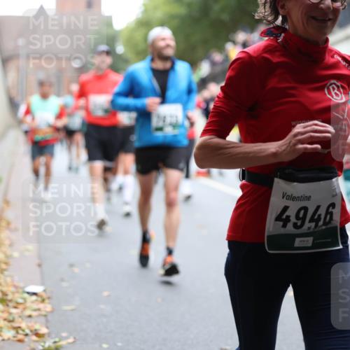 05.10.2025 - 20. swb-Marathon Bremen Michael Strokosch http://msf.ph/oto/9221728 05.10.2025 12:56:29 Laufen 4946 meine-sportfotos.de