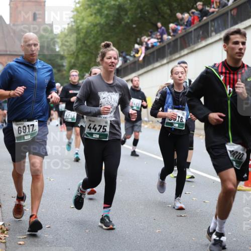 05.10.2025 - 20. swb-Marathon Bremen Michael Strokosch http://msf.ph/oto/9221805 05.10.2025 12:56:58 Laufen 6849, 6917, 4475 meine-sportfotos.de