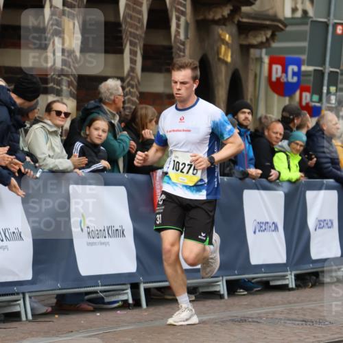 05.10.2025 - 20. swb-Marathon Bremen Strokosch-Dieckow http://msf.ph/oto/9221813 05.10.2025 10:40:01 Ziel 10276, 11567 meine-sportfotos.de