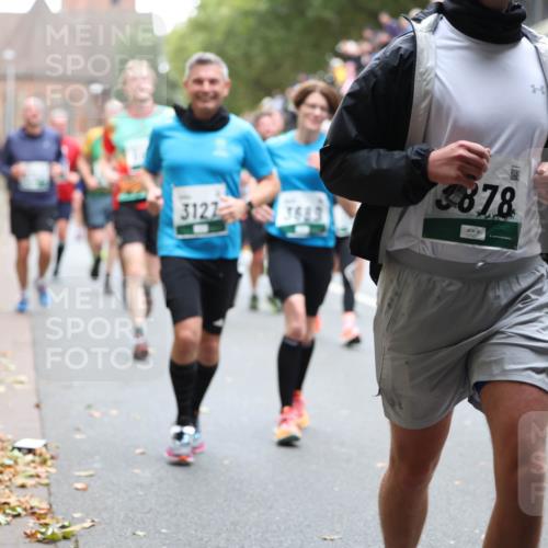 05.10.2025 - 20. swb-Marathon Bremen Michael Strokosch http://msf.ph/oto/9221819 05.10.2025 12:57:04 Laufen 189, 3878, 3127, 3643 meine-sportfotos.de