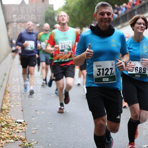 05.10.2025 - 20. swb-Marathon Bremen Michael Strokosch http://msf.ph/oto/9221822 05.10.2025 12:57:04 Laufen 6614, 3127, 689, 4916 meine-sportfotos.de