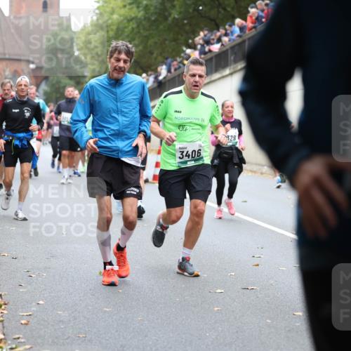 05.10.2025 - 20. swb-Marathon Bremen Michael Strokosch http://msf.ph/oto/9221864 05.10.2025 12:57:19 Laufen 3406, 329, 4019 meine-sportfotos.de