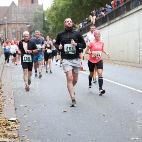 05.10.2025 - 20. swb-Marathon Bremen Michael Strokosch http://msf.ph/oto/9221965 05.10.2025 12:57:55 Laufen 6360, 361, 6119 meine-sportfotos.de