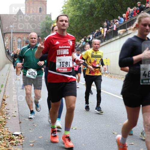 05.10.2025 - 20. swb-Marathon Bremen Michael Strokosch http://msf.ph/oto/9221982 05.10.2025 12:58:04 Laufen 4175, 1581, 800, 460, 6789, 4 meine-sportfotos.de